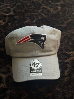 47 New England Patriots Grey Adjustable Cap with Team Logo